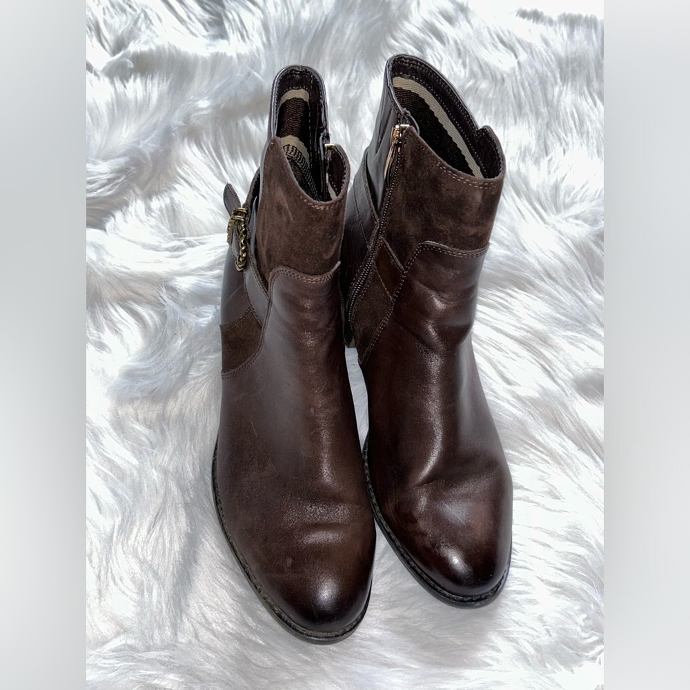 Tamaris-Biruta Bootie- Brown